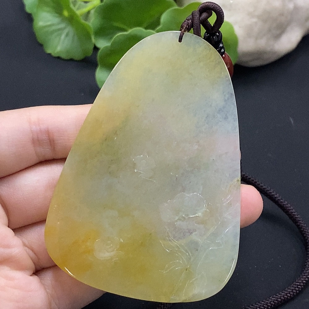 Jadeite deer pendant from HUILIU HQ, crafted from green jade, weighing approximately 51.95g, with detailed deer design.