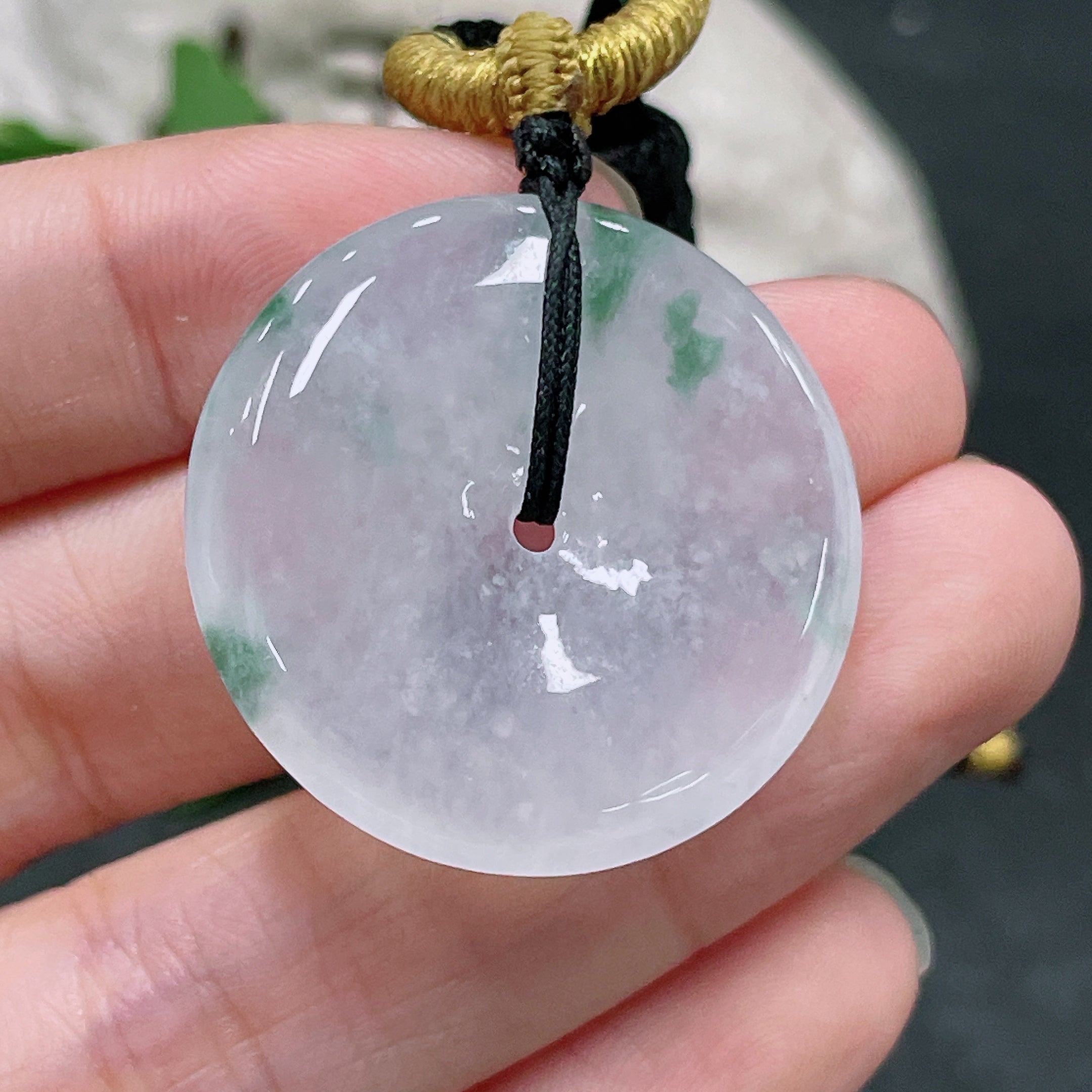 JadeitePeace Pendant (Total Weight with Rope: Approx. 15g)