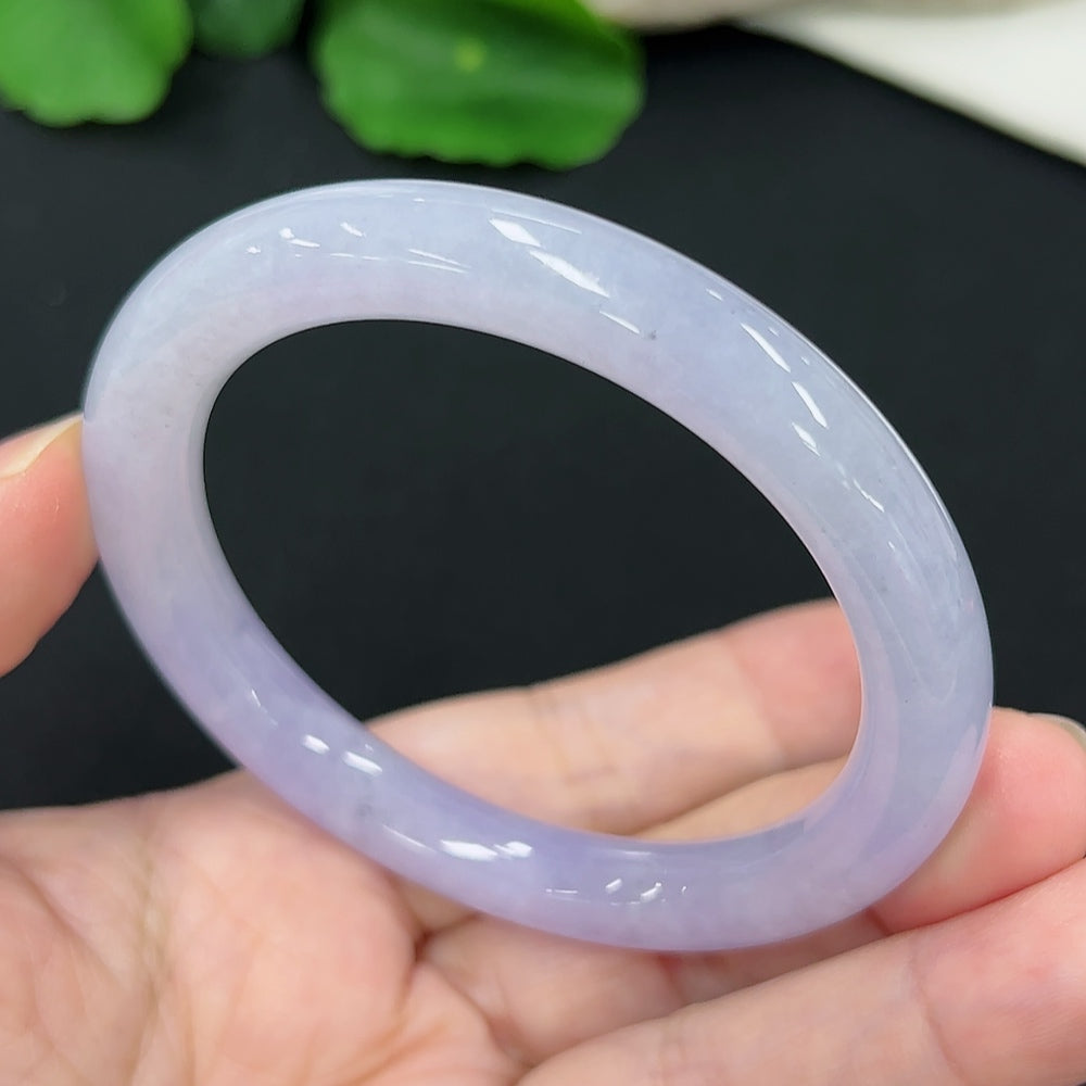Jadeite Round Bangle