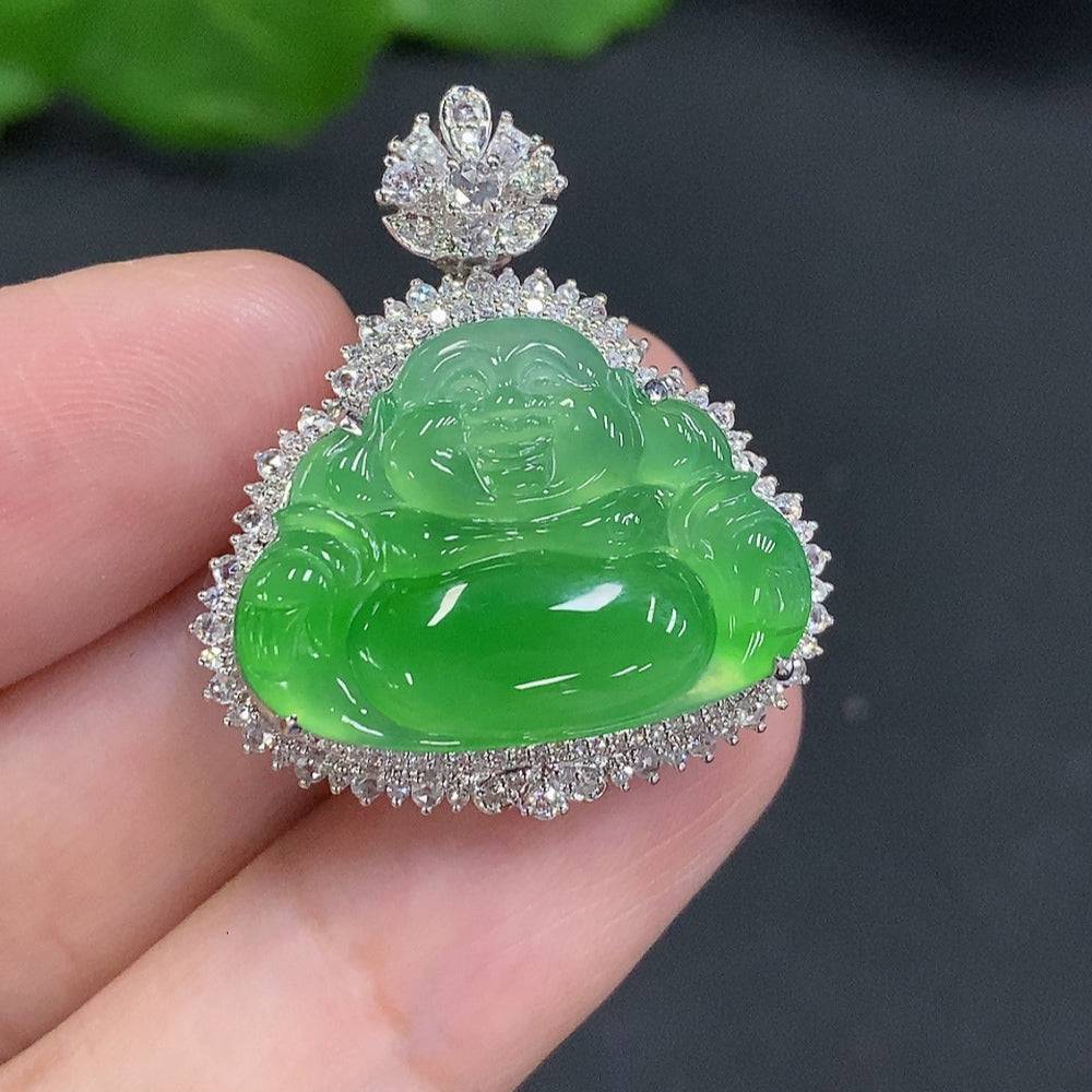 Jadeite Buddha pendant with 18K gold setting and diamond accents, weighing approximately 7.2g, crafted by HUILIU HQ.