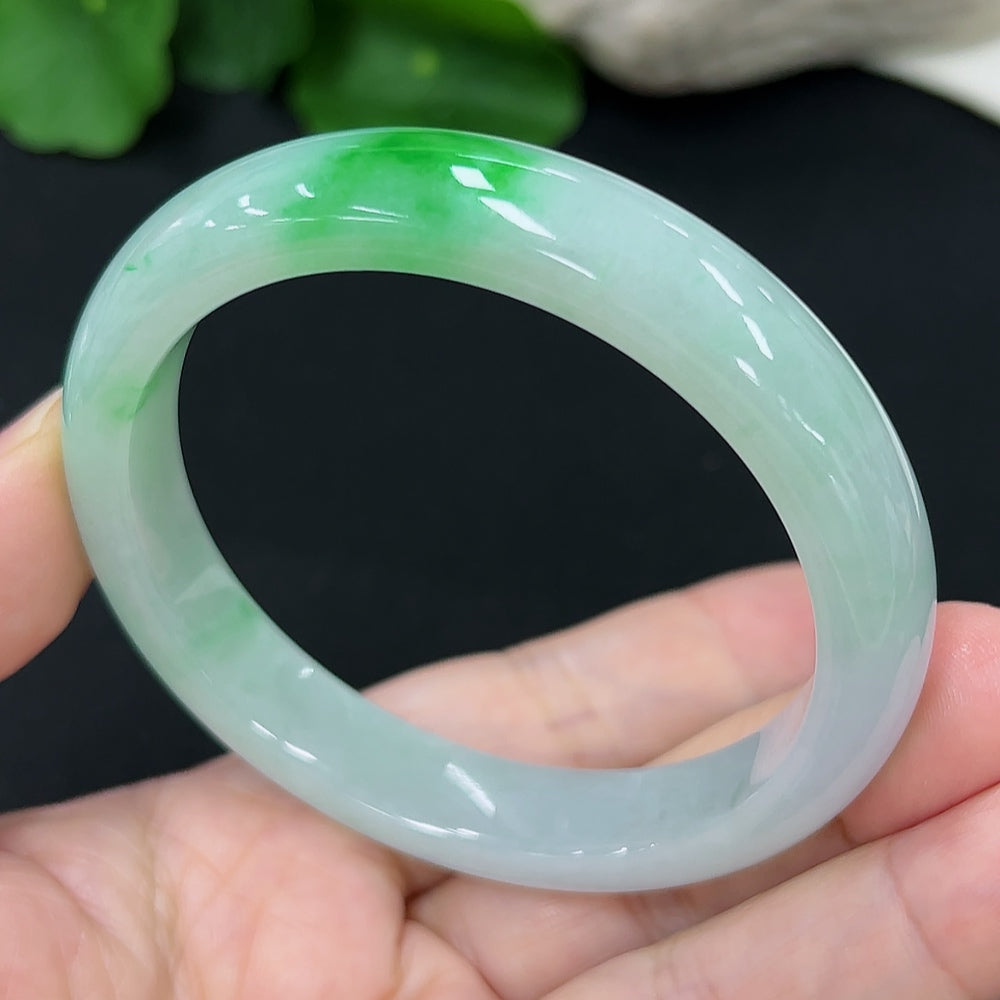 Jadeite Round Bangle
