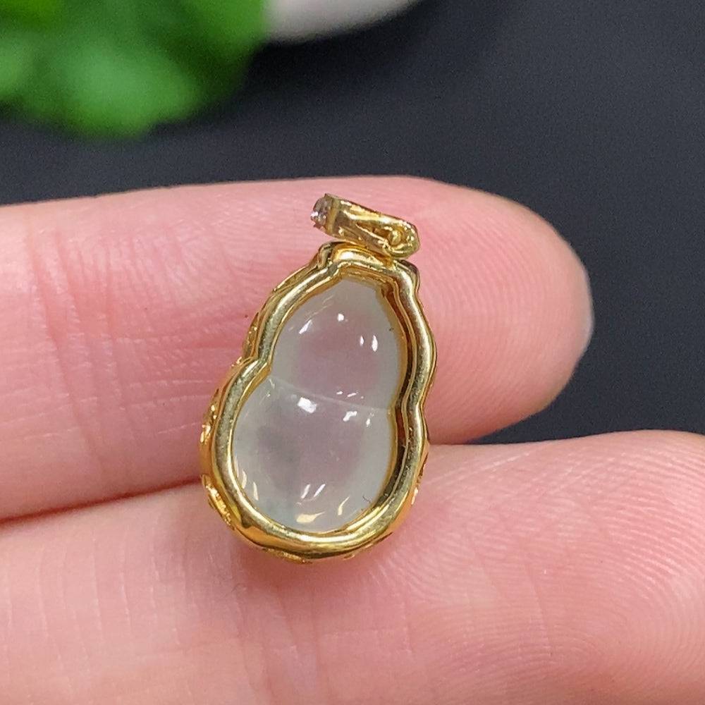 Huiliu HQ jadeite gourd pendant with diamond inlays, featuring intricate craftsmanship and vibrant green jade stone.
