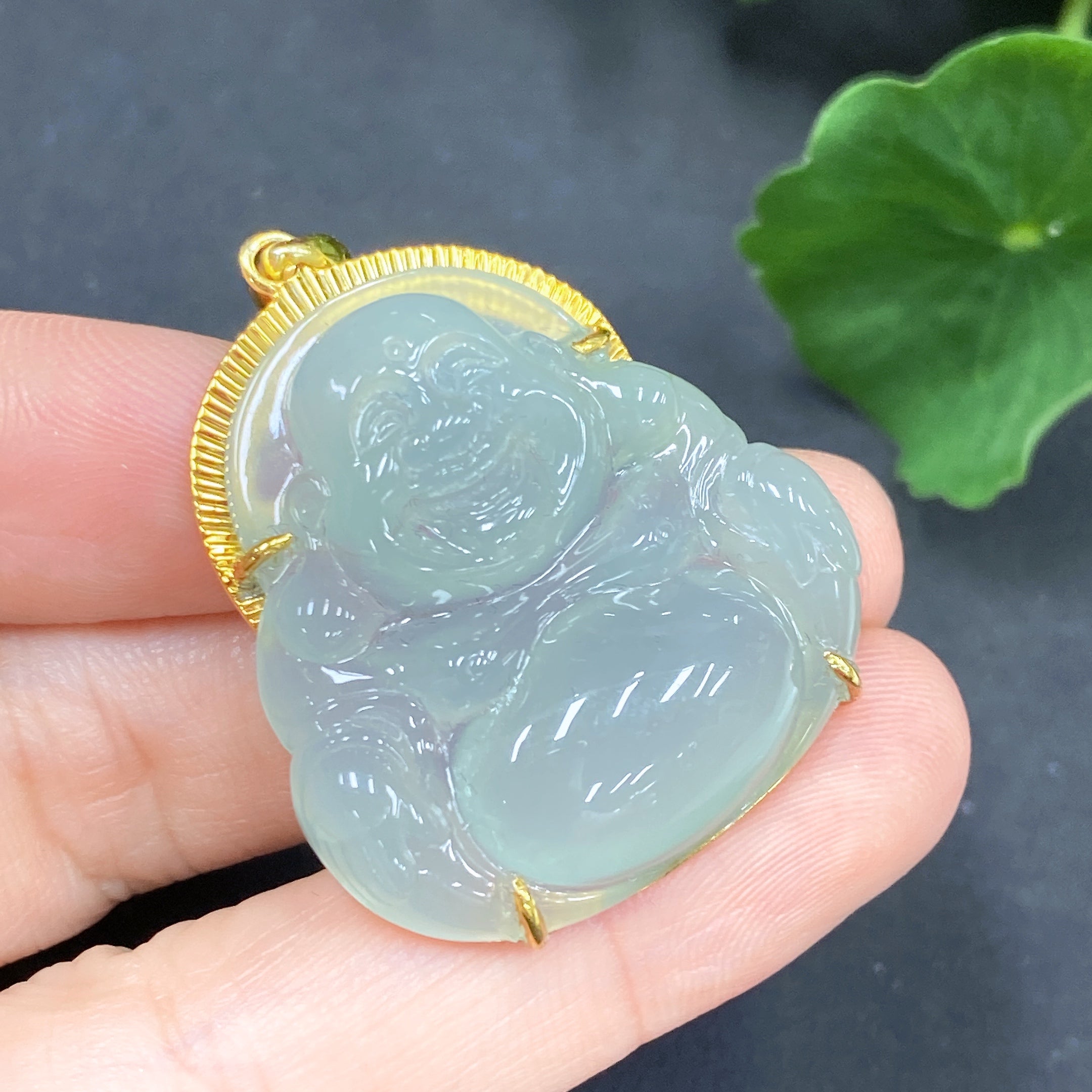 JadeiteInlaid Pendant Non-Gold Inlaid