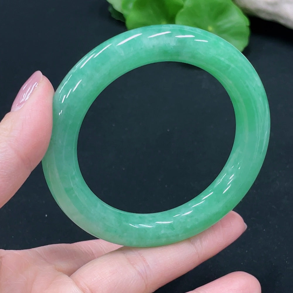 Jadeite Round Bangle Size 53.5 Total Weight 65.291g
