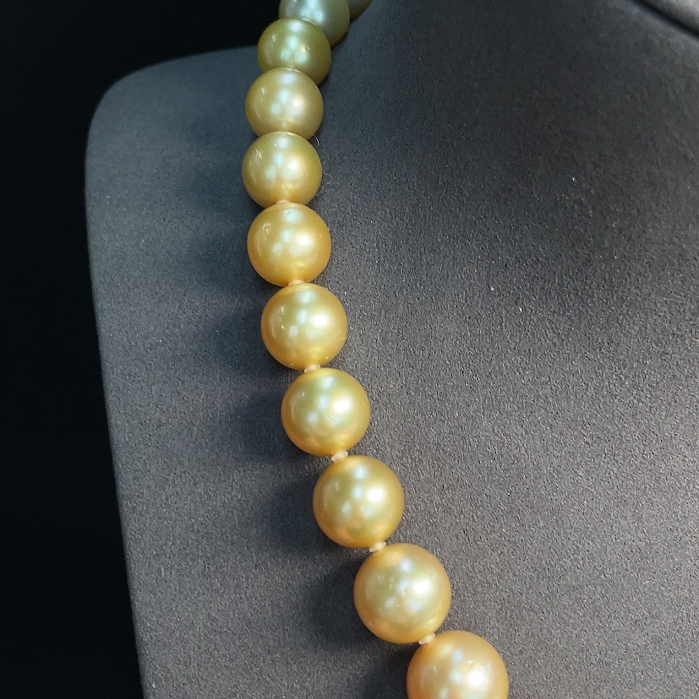 Seawater Pearl Strand 14k Gold Approx. Color Origin Undetermined