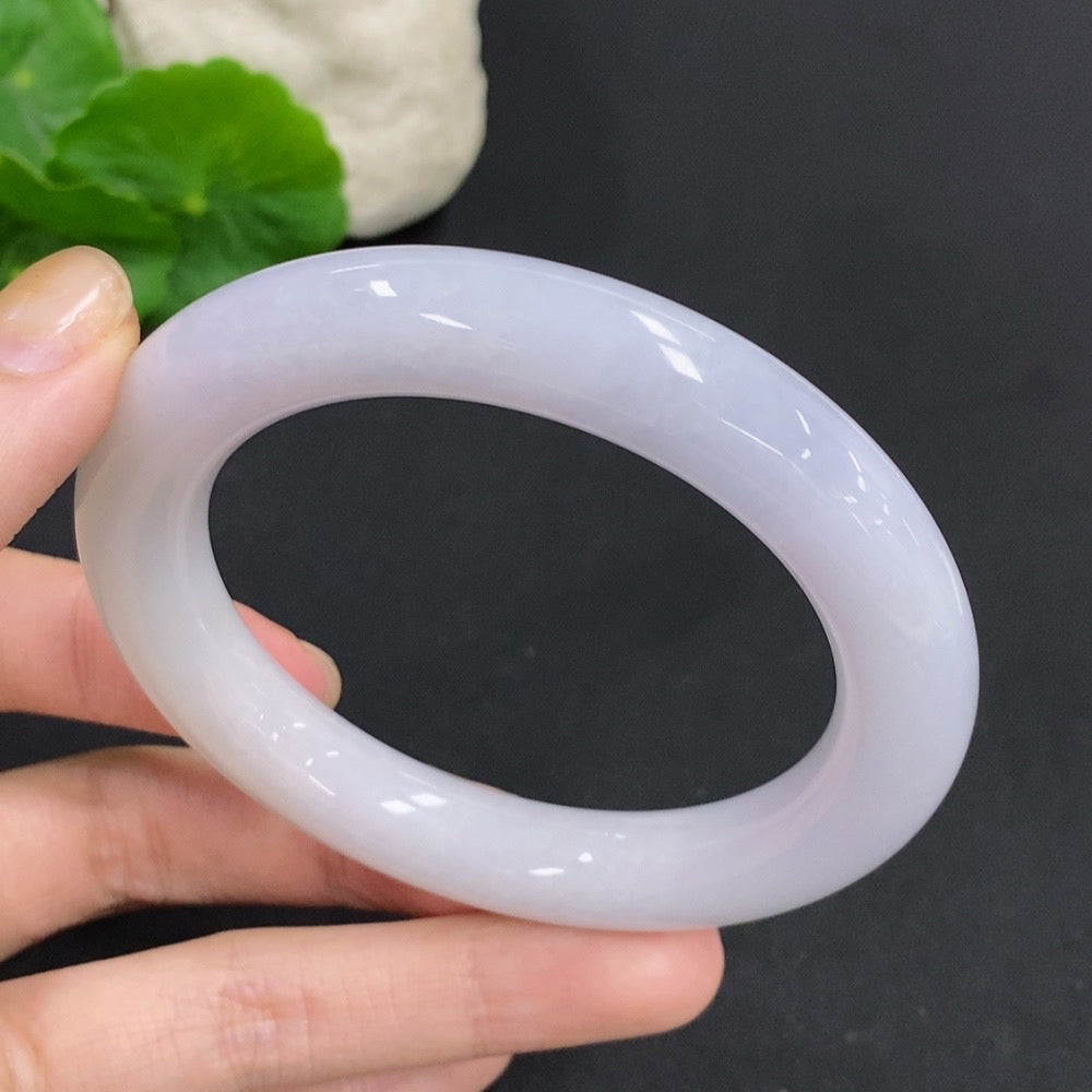 Jadeite Round Bangle Total Weight Approx. 68.5g Size 56