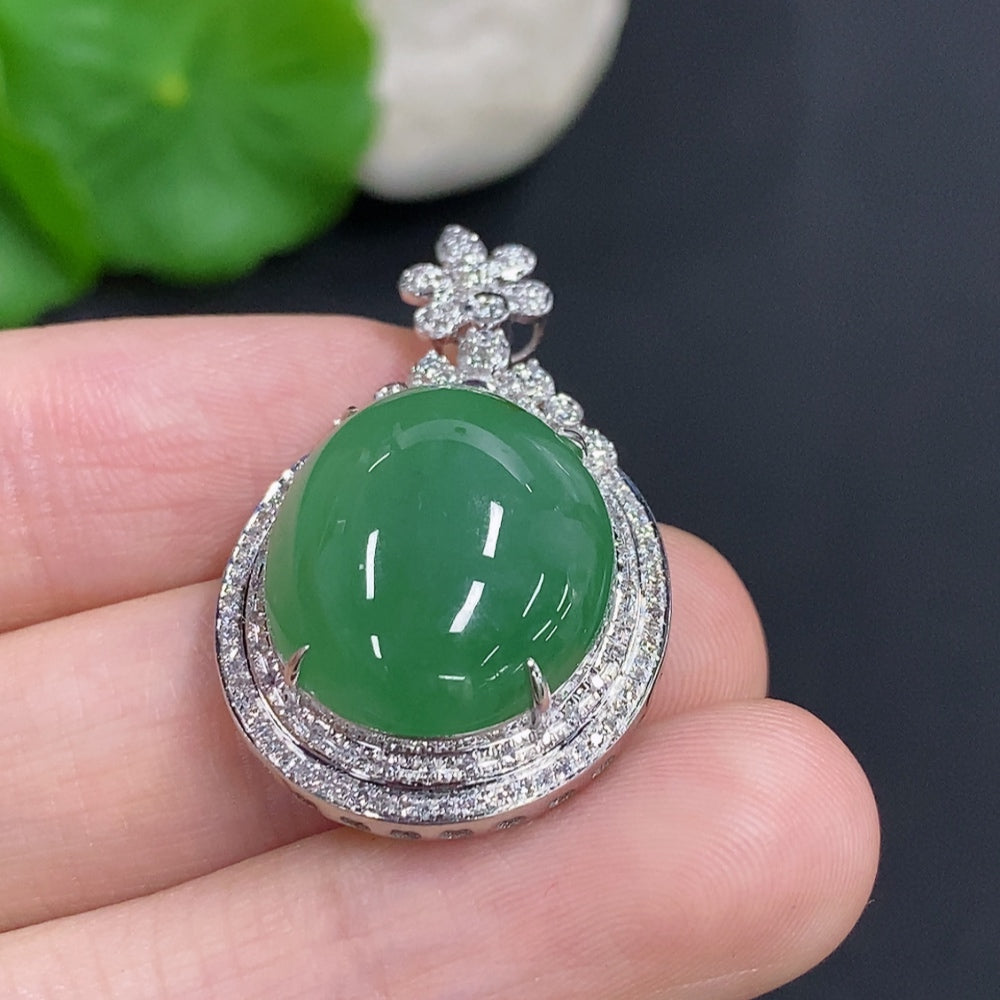 Jadeite Cabochon Pendant in 18K Gold with Diamond Accents