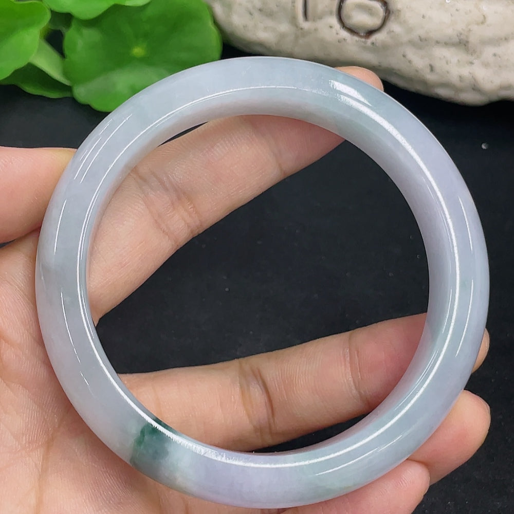 HKHQ jadeite round bangle in size 59.3, weighing 69.5g, showcasing smooth, polished jadeite with a glossy finish.