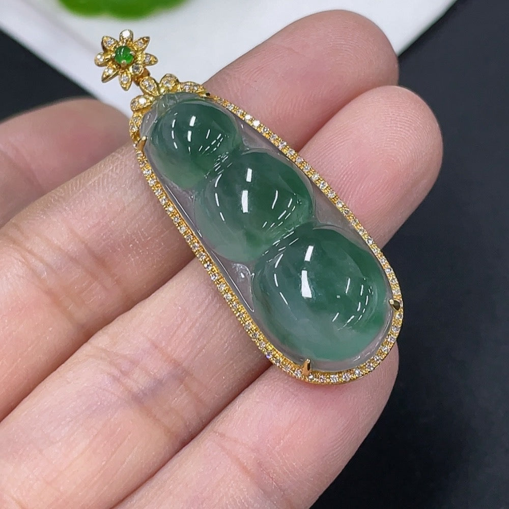 HUILIU HQ jadeite lucky bean pendant with inlaid diamond accents, featuring intricate jade and diamond detailing.