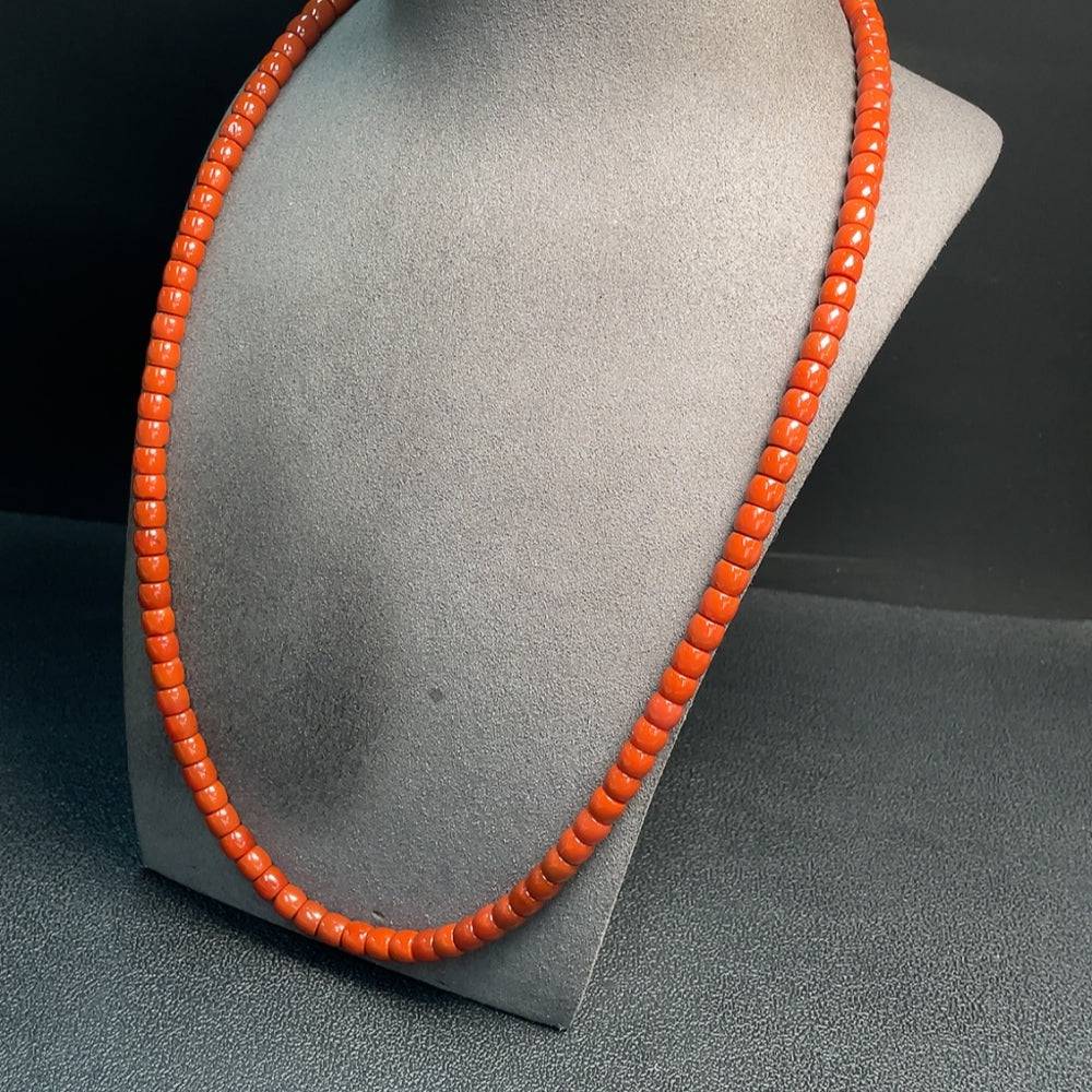 Red Agate gemstone bead necklace with 7mm beads and visible organic matter, weight approx. 59.39g, by HUILIU HQ.