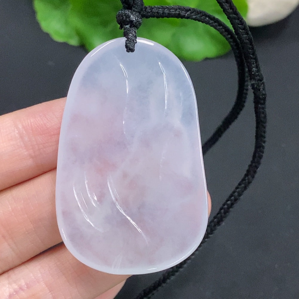 HUILIU HQ jadeite Guanyin pendant with rope, weighing approximately 25.3g, featuring intricate carvings and a smooth jade finish.