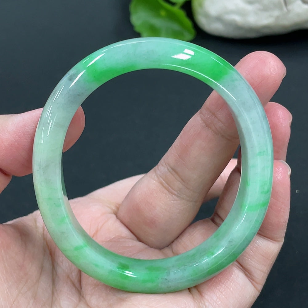 Jadeite Concubine Bracelet . /47.6 | Huiliu Certified