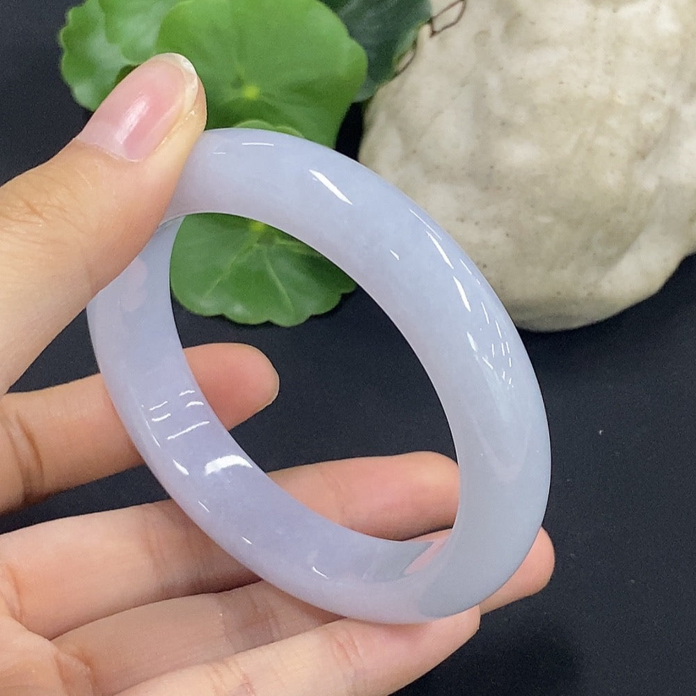 Jadeite round bracelet with size 53.7 and weight approximately 55.49g, featuring smooth, polished jade beads from HKHQ.