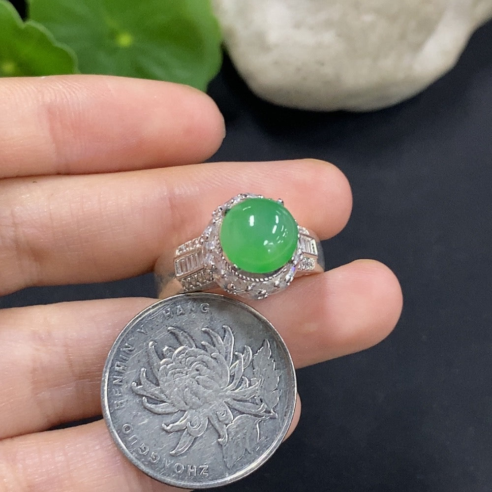 Jadeite cabochon, non-gold inlaid, total weight approx. 12.43g