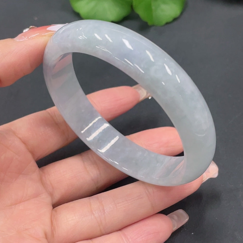 Jadeite Round Bracelet Size 58.3 Total Weight 52.408g