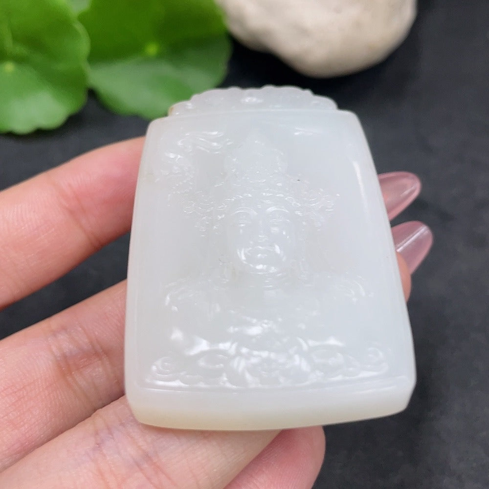 Hetian Jade Pendant Guanyin Total Weight: Approx. 40.6g