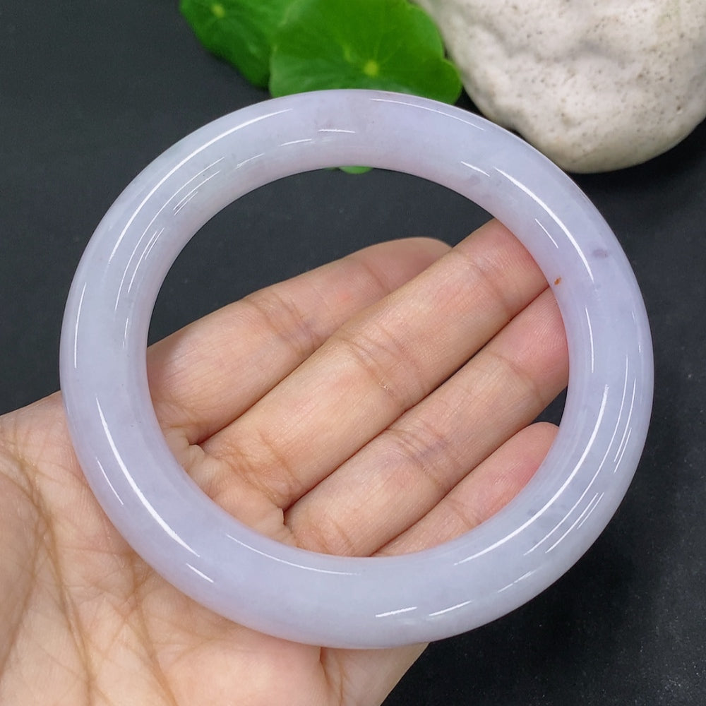 Jadeite Round Bangle, Total Weight Approx. 71g, Size 57.8