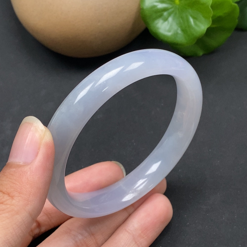 Jadeite Round Bangle