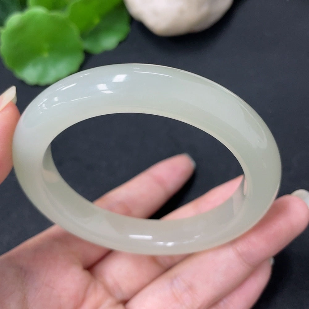 Hetian Jade Round Bracelet