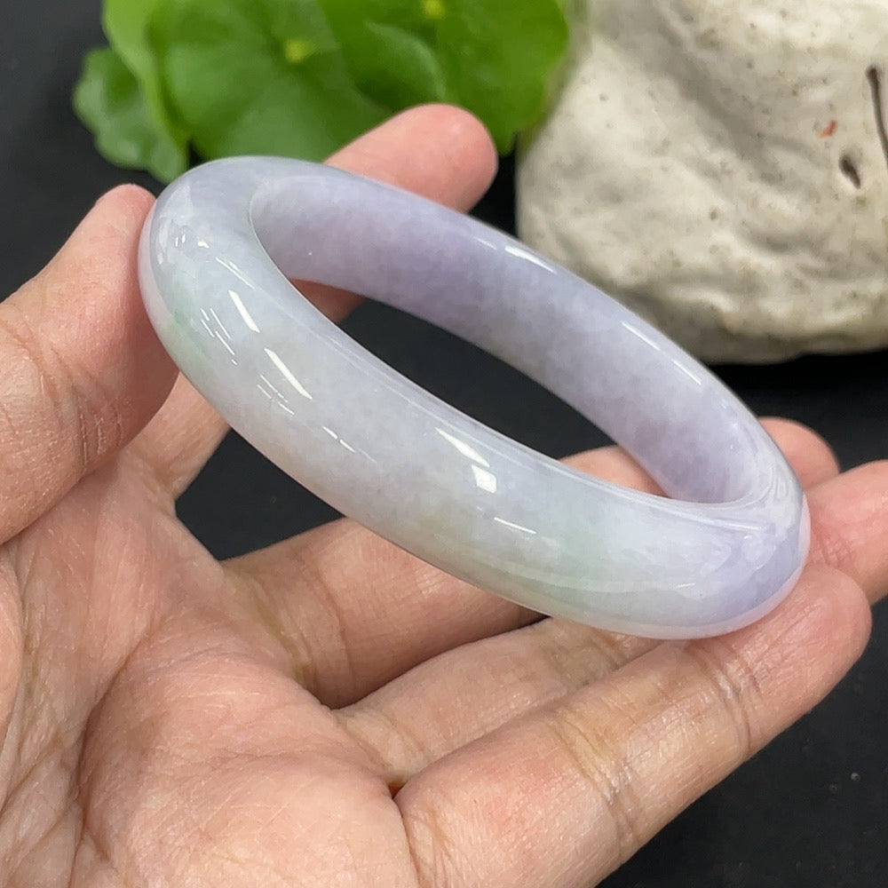 Jadeite Round Bangle