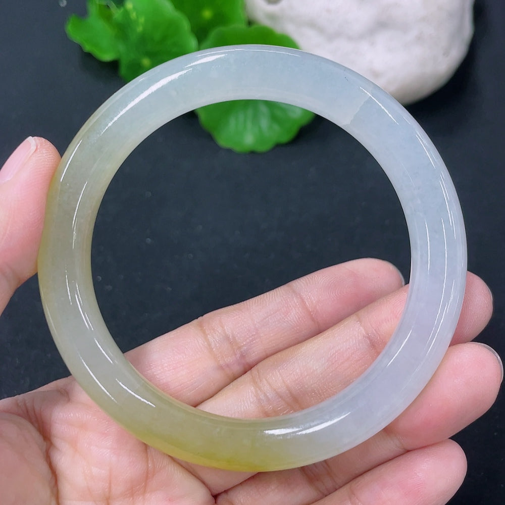 Jadeite round bangle