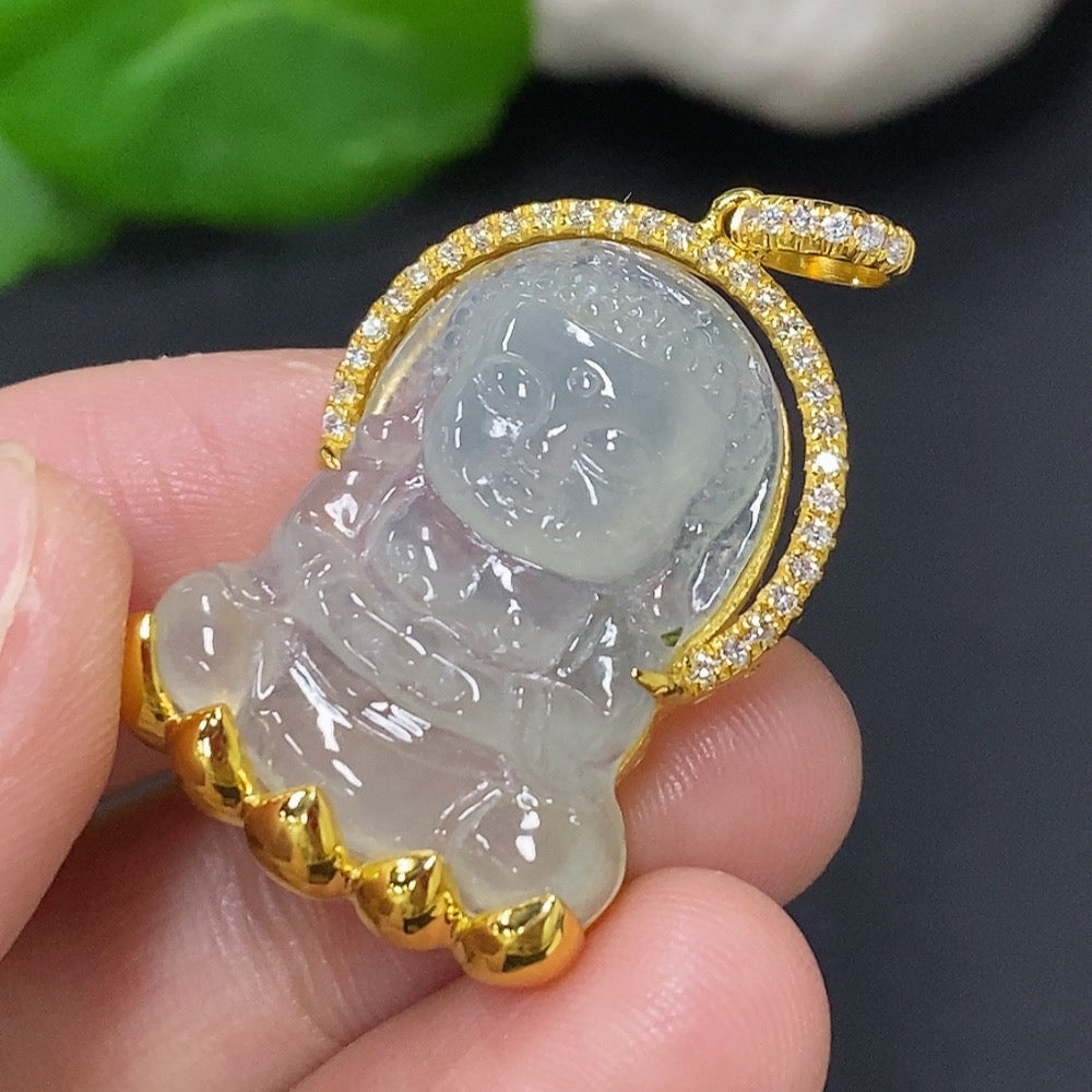 Jadeite Pendant with 18K Gold Setting, Total Weight Approx. 7.6g (Non-Diamond)