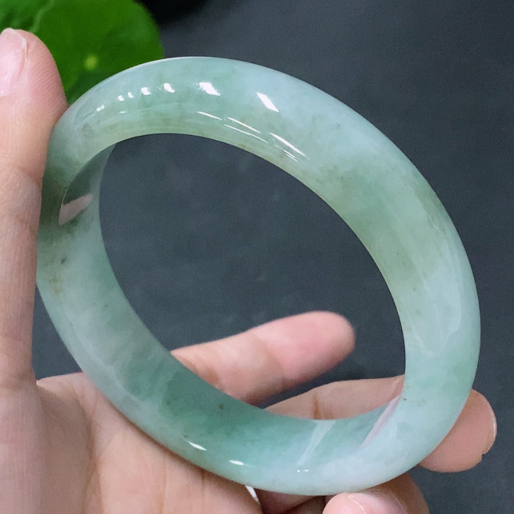 Jadeite Regular Round Bracelet 55.6 Inner Diameter Total Weight 56.039g
