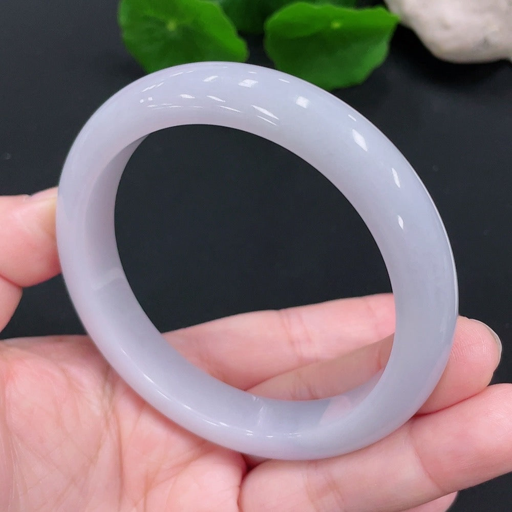 Jadeite Regular Round Bangle, Size 59, Total Weight Approx. 57.7g