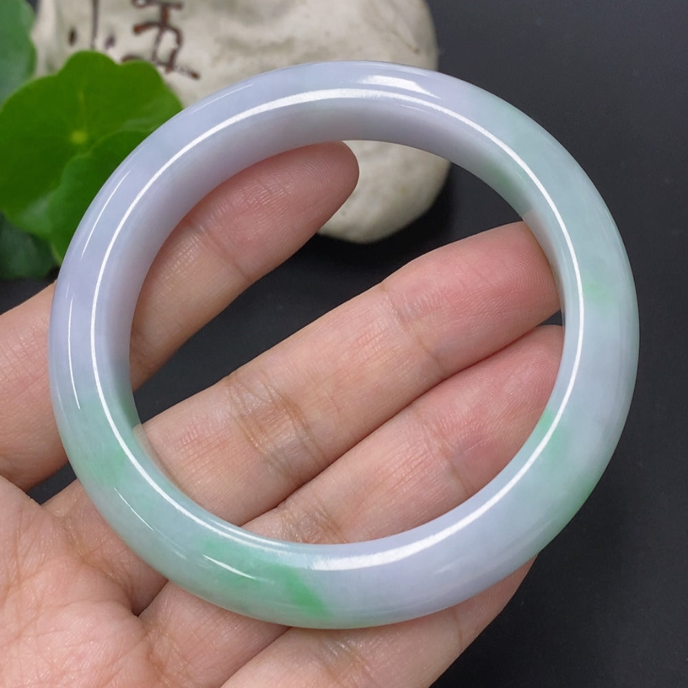Jadeite Round Bangle