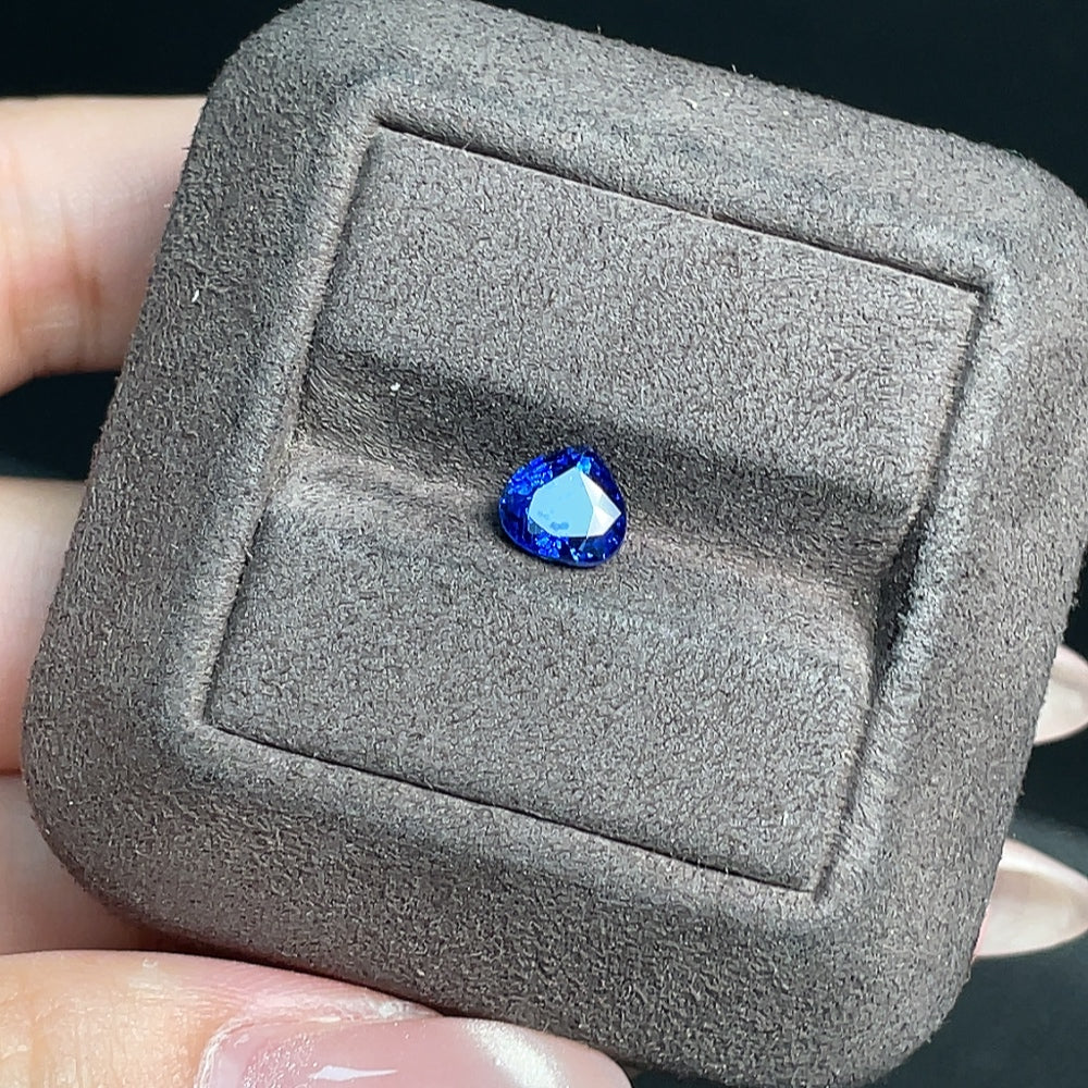 Sapphire Loose Stone Total Weight Approx. 1.41 Carat