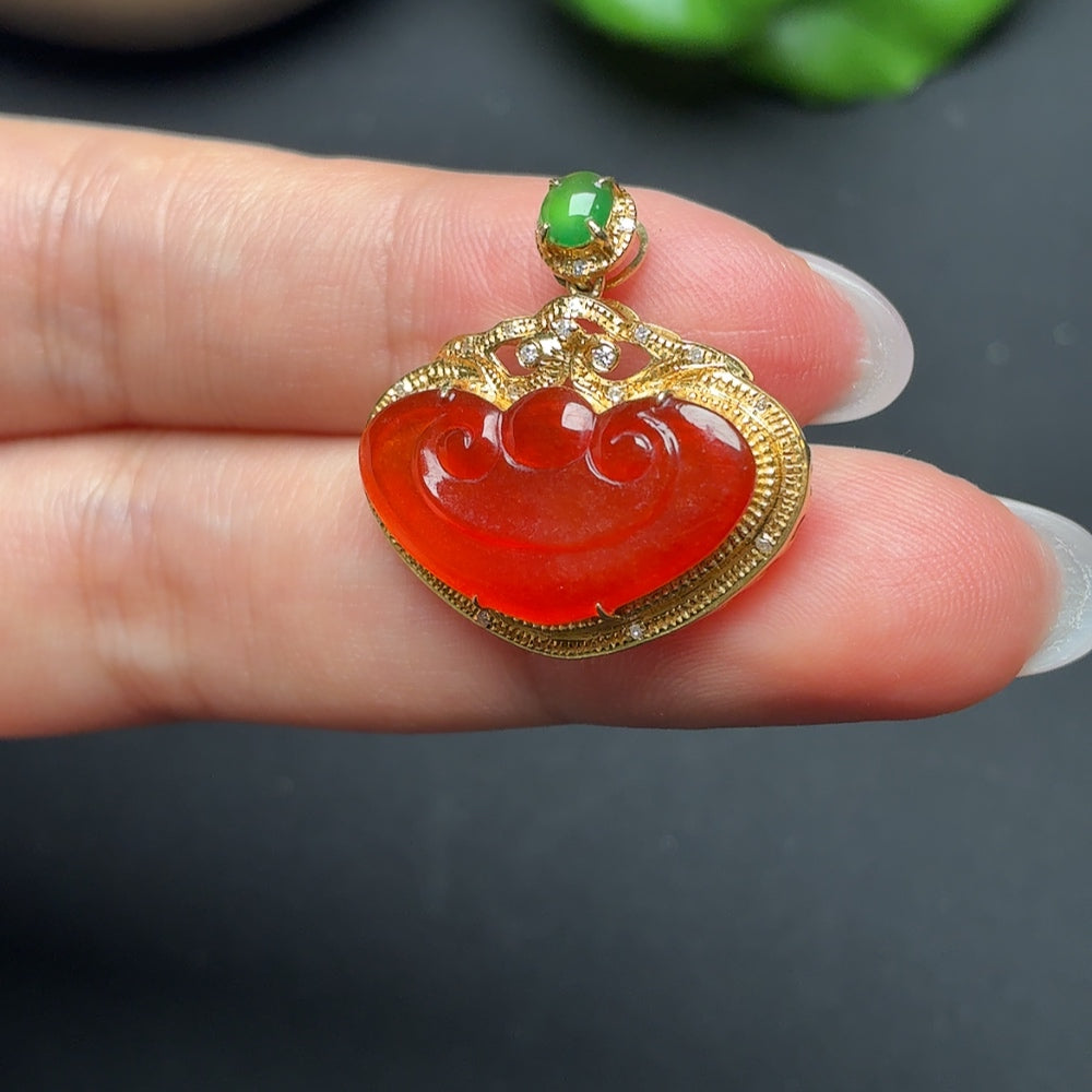 Jadeite Inlaid Pendant Ruyi with Diamond Accents 18k Color Origin Undetermined