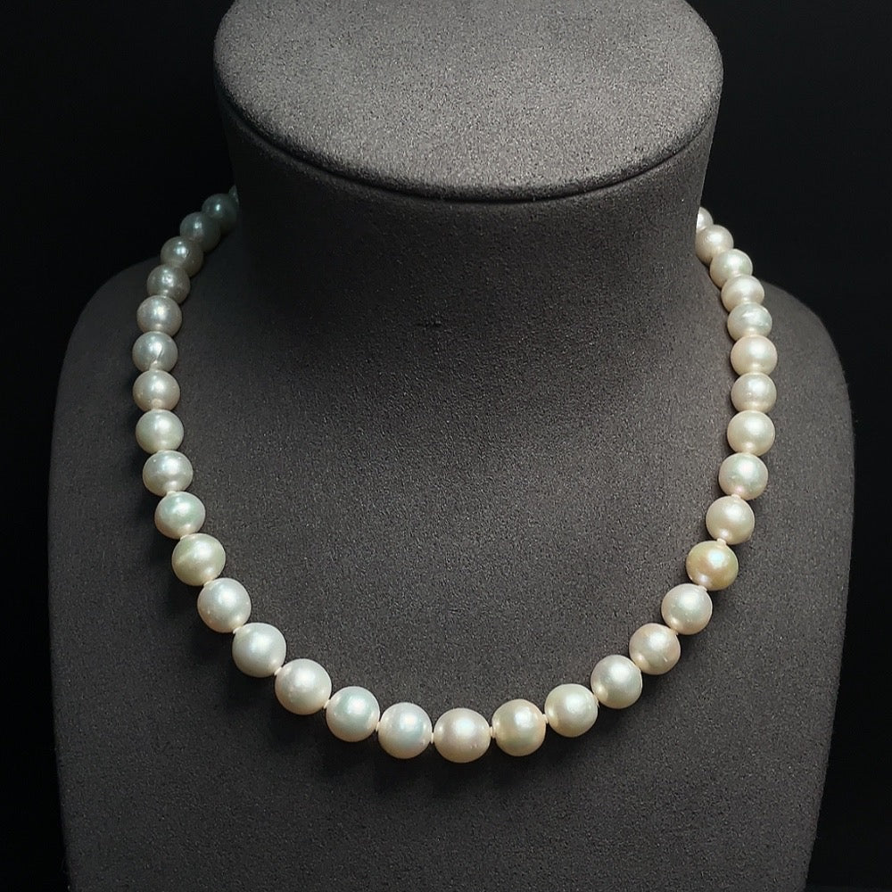 Seawater pearl necklace Non-gold Total weight about 53.18g Size about 9.5mm