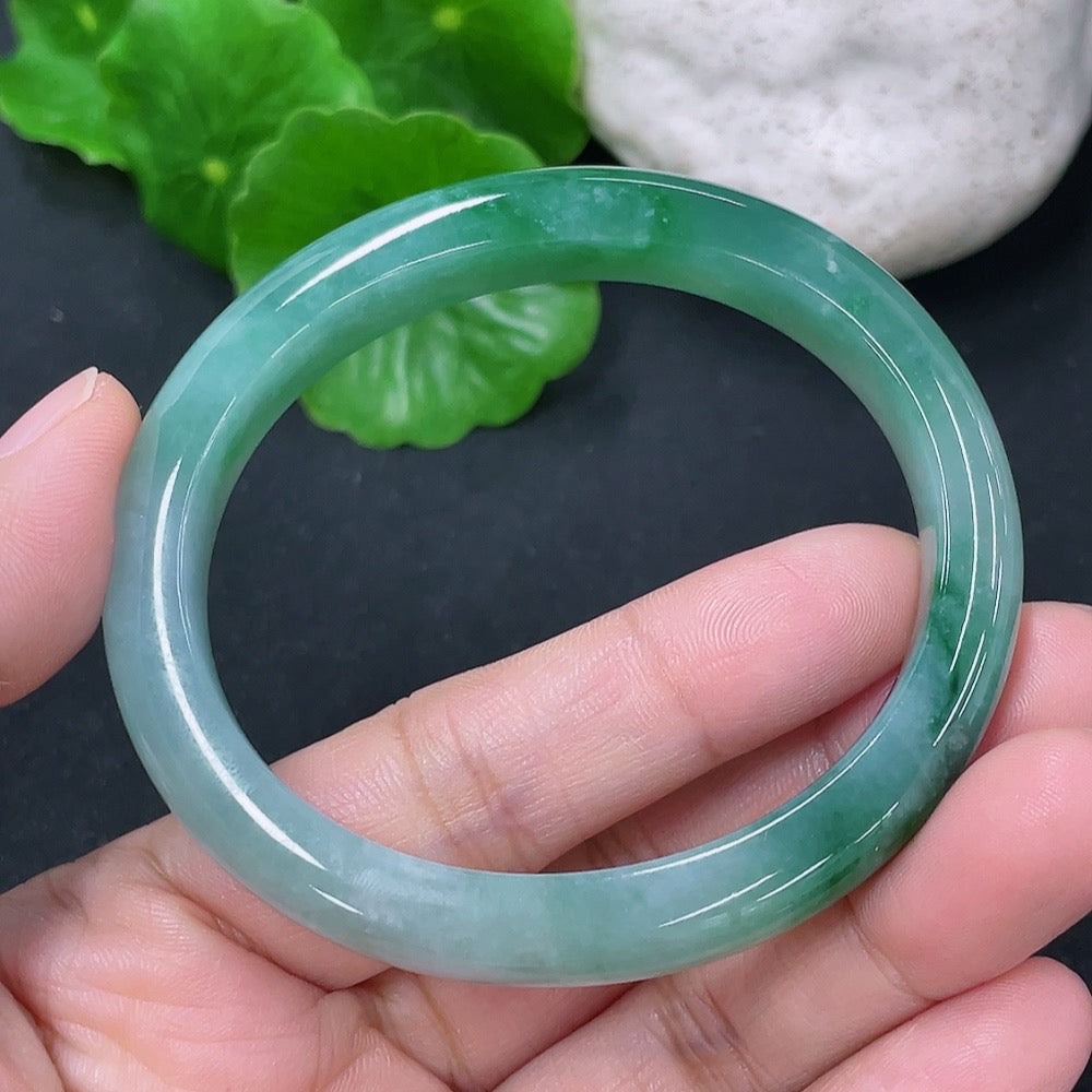 Jadeite Concubine Bracelet