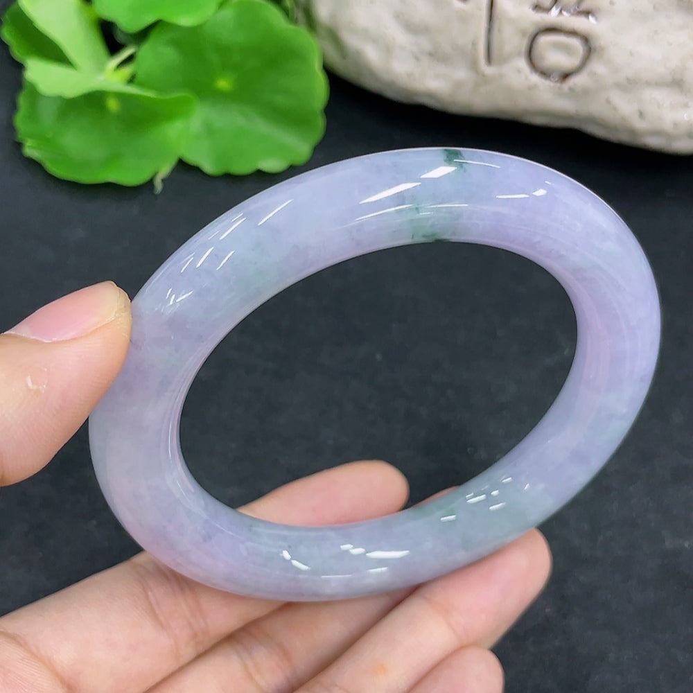 Jadeite Round Bangle with Other Mineral Components