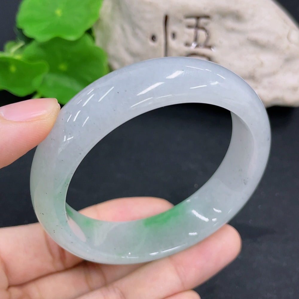 HKHQ jadeite round bangle, 66.8g, size 55.7, featuring smooth jade surface and polished finish.