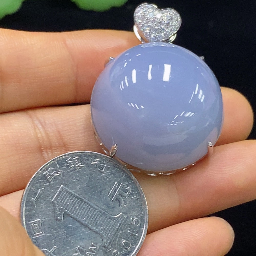 Jadeite Cabochon Pendant with 37% Gold and Non-Diamond, Total Weight Approx. 23.41g