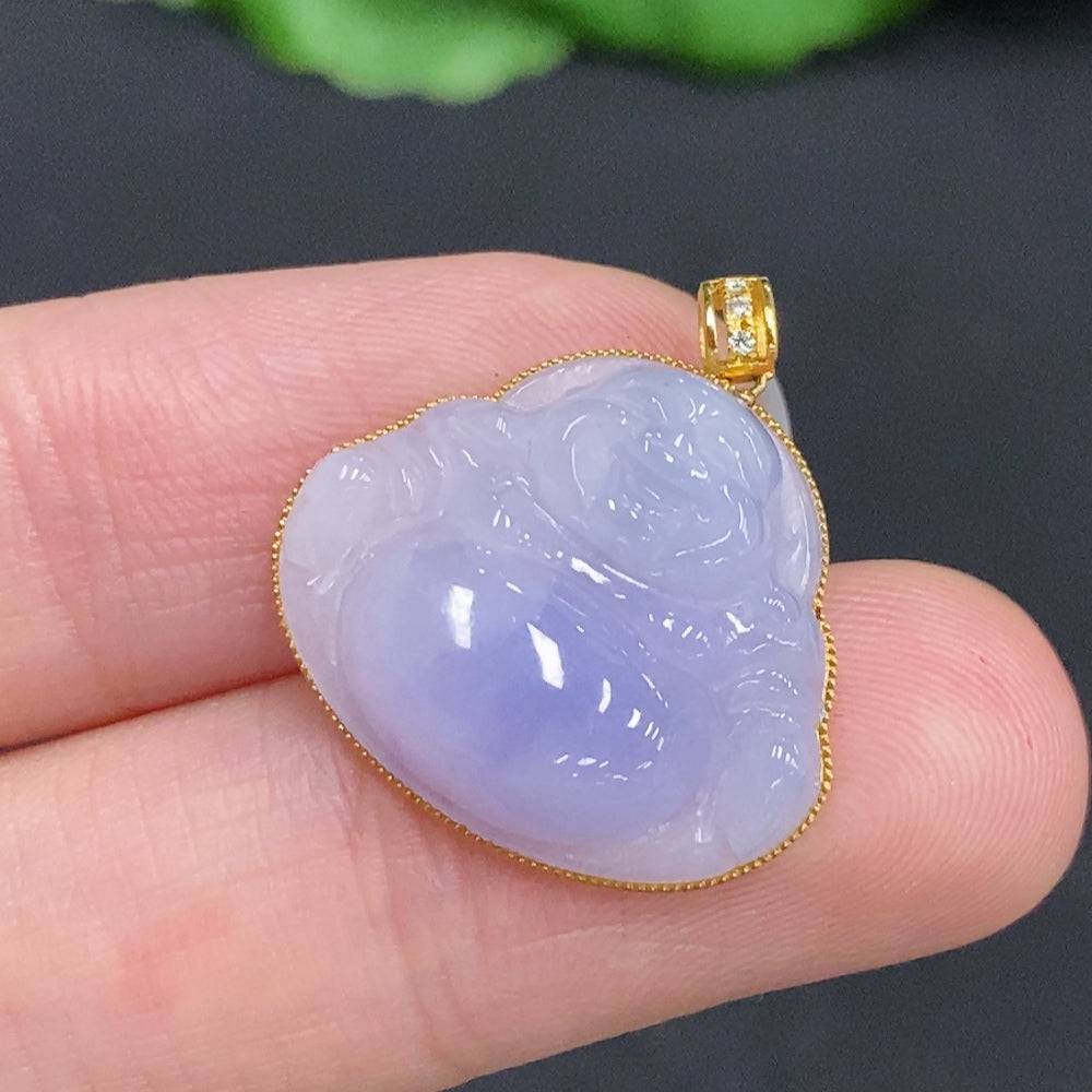Jadeite Buddha pendant set in 18K gold with a total weight of 3g, featuring a carved jade Buddha figure.