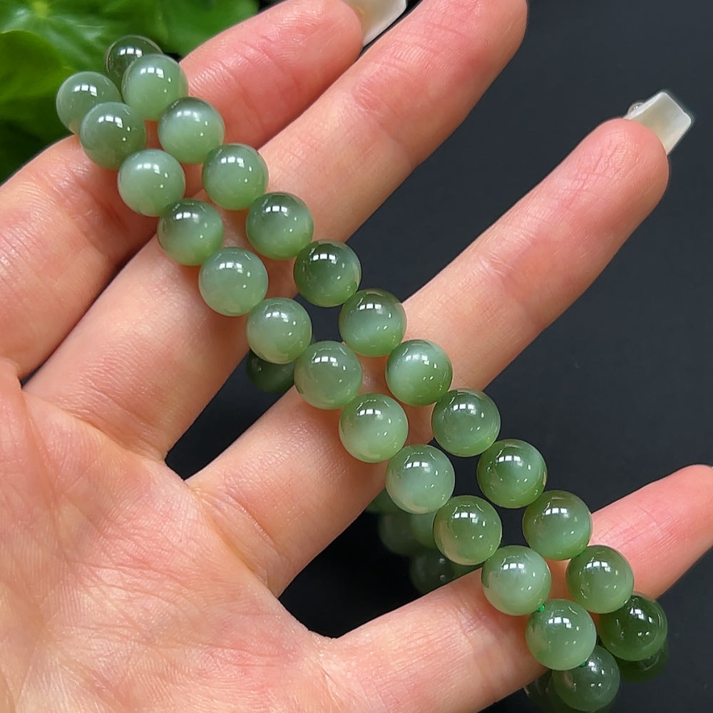HKHQ Hetian Jade Bead Chain Necklace with 8mm non-gold jade beads, natural and elegant jewelry accessory.