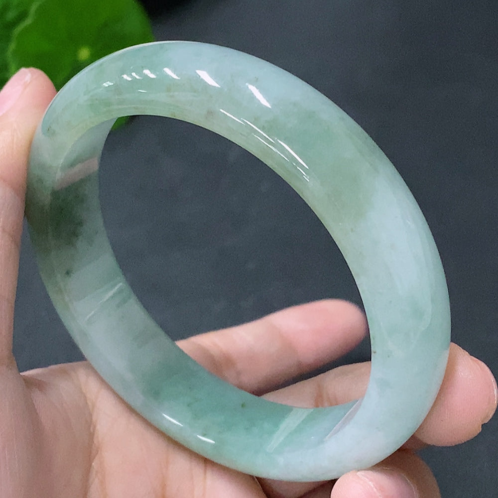 Jadeite Regular Round Bracelet 55.6 Inner Diameter Total Weight 56.039g