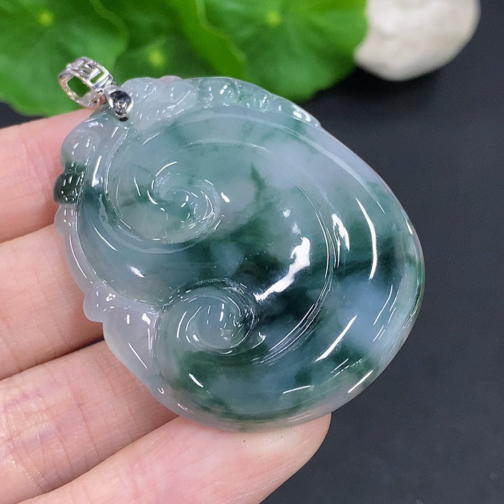 Jadeite Ruyi pendant with 18K gold clasp, damaged, showing detailed jade carvings and gold accents, weighs approximately 21.9g.