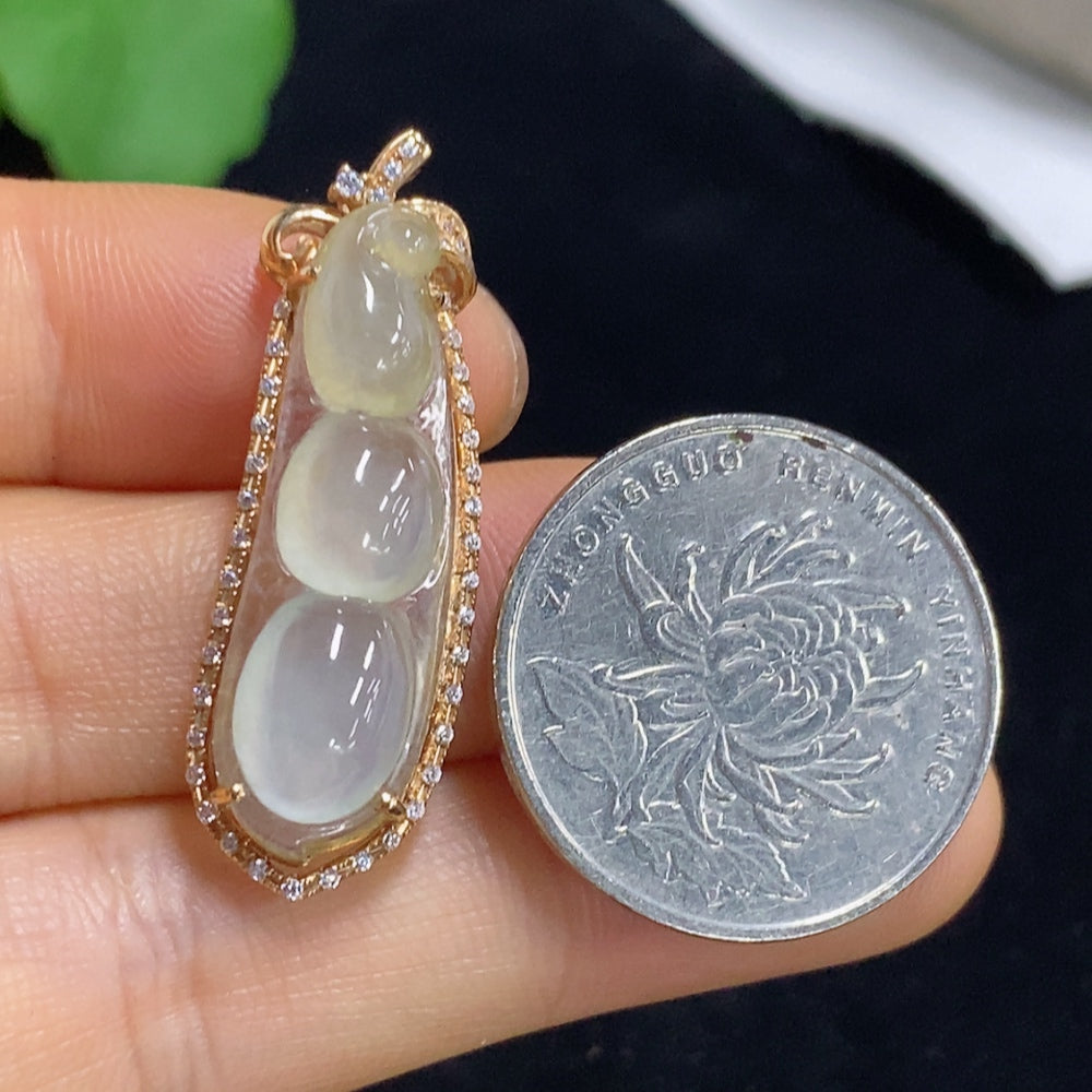Jadeite Bean Inlay Pendant 18k Gold Inlaid Non-Diamond Total Weight Approx.4.39g