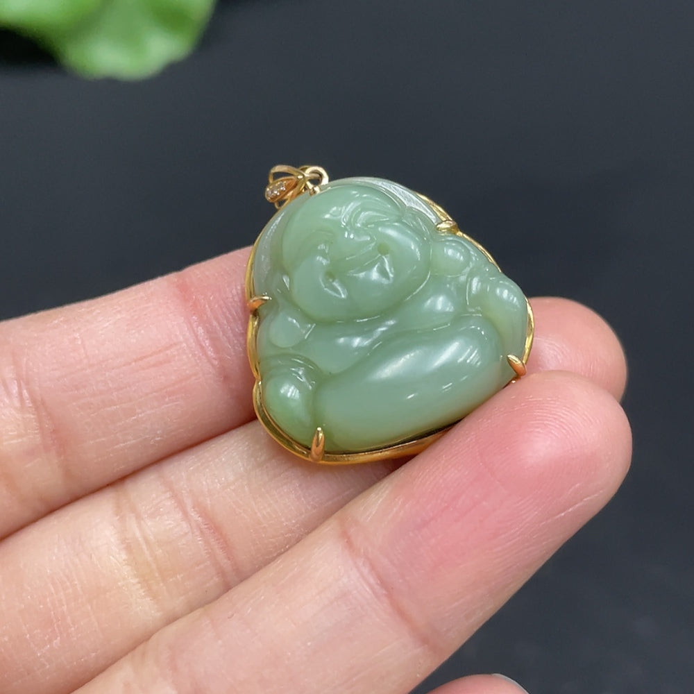 Hetian Jade Jasper Inlaid Buddha . Non-Diamond | Huiliu Certified