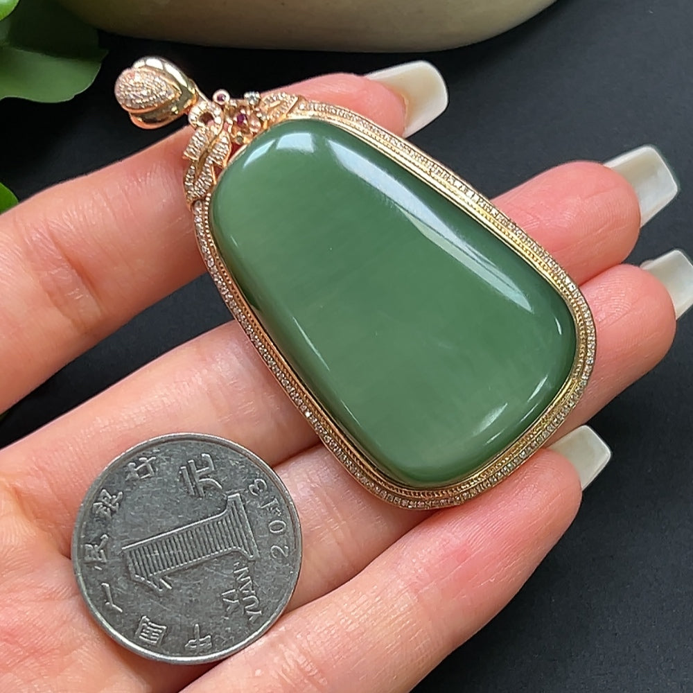 Hetian Jade plain pendant with 18K gold and diamond inlay, elegant necklace featuring smooth jade and sparkling accents.