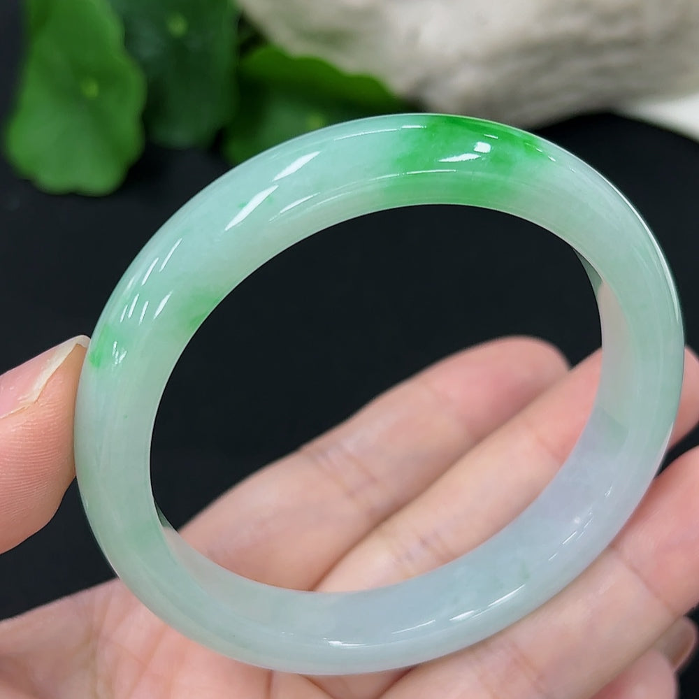 Jadeite Round Bangle