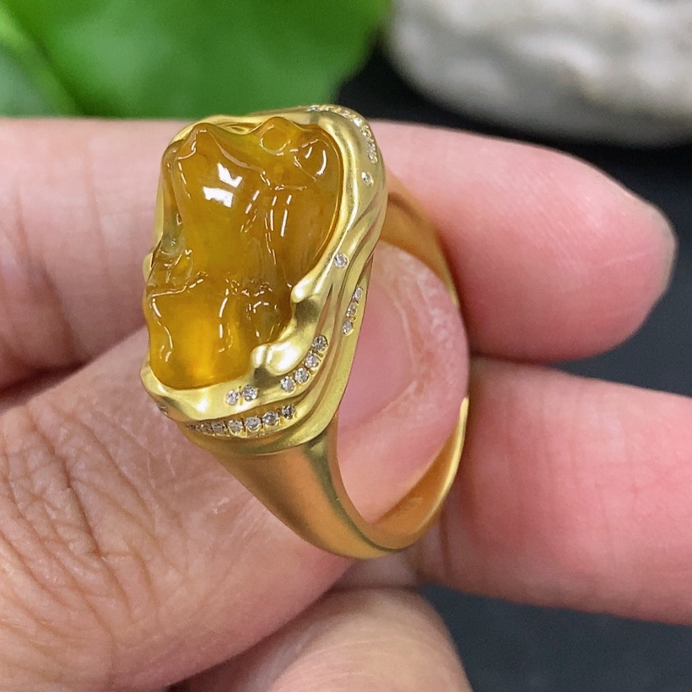 Jadeite inlaid ring with 18k gold and diamonds, size 16, featuring intricate jade and gold design, weight approx. 8.5g.