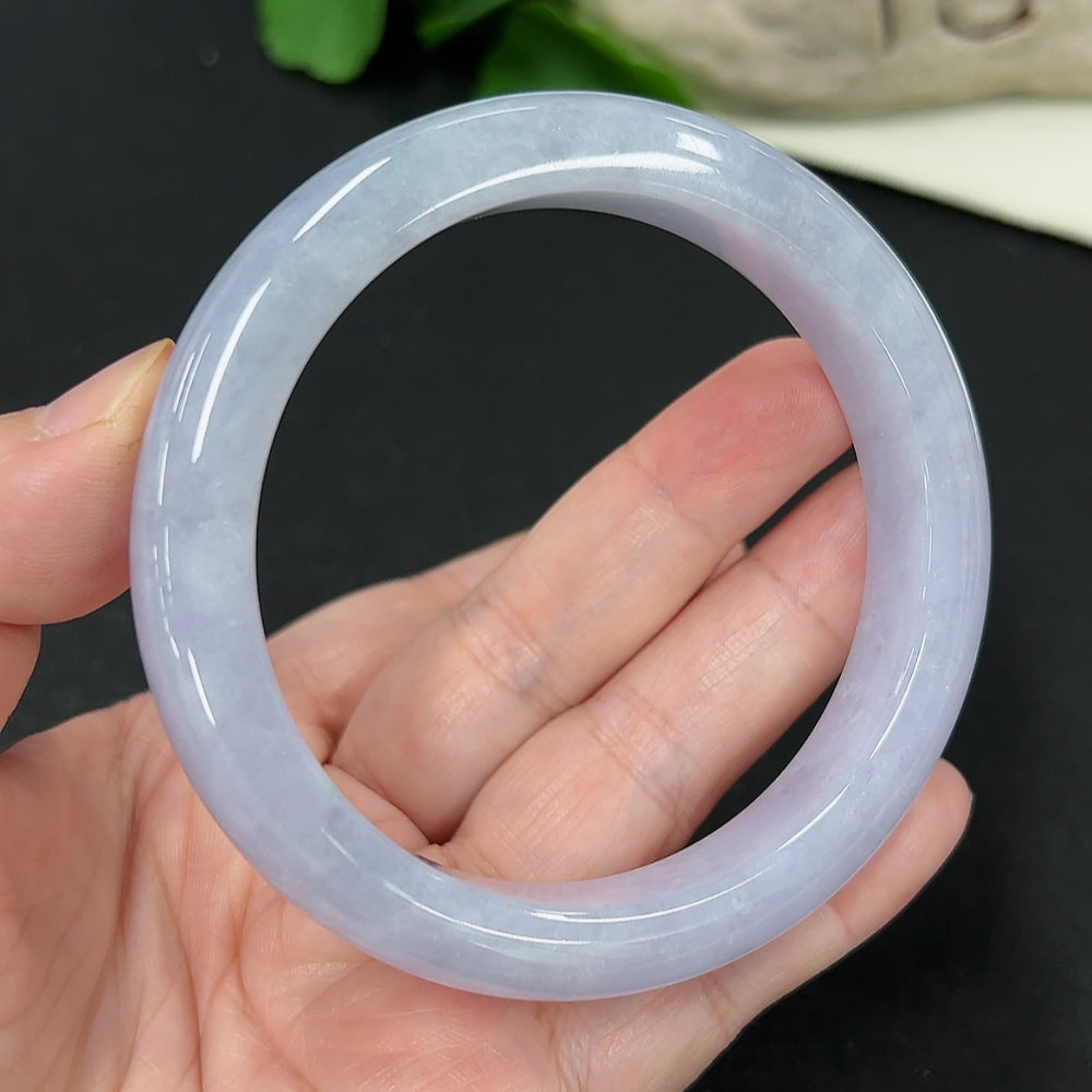 Jadeite Round Bangle Size 59.6 Total Weight Approx. 66g