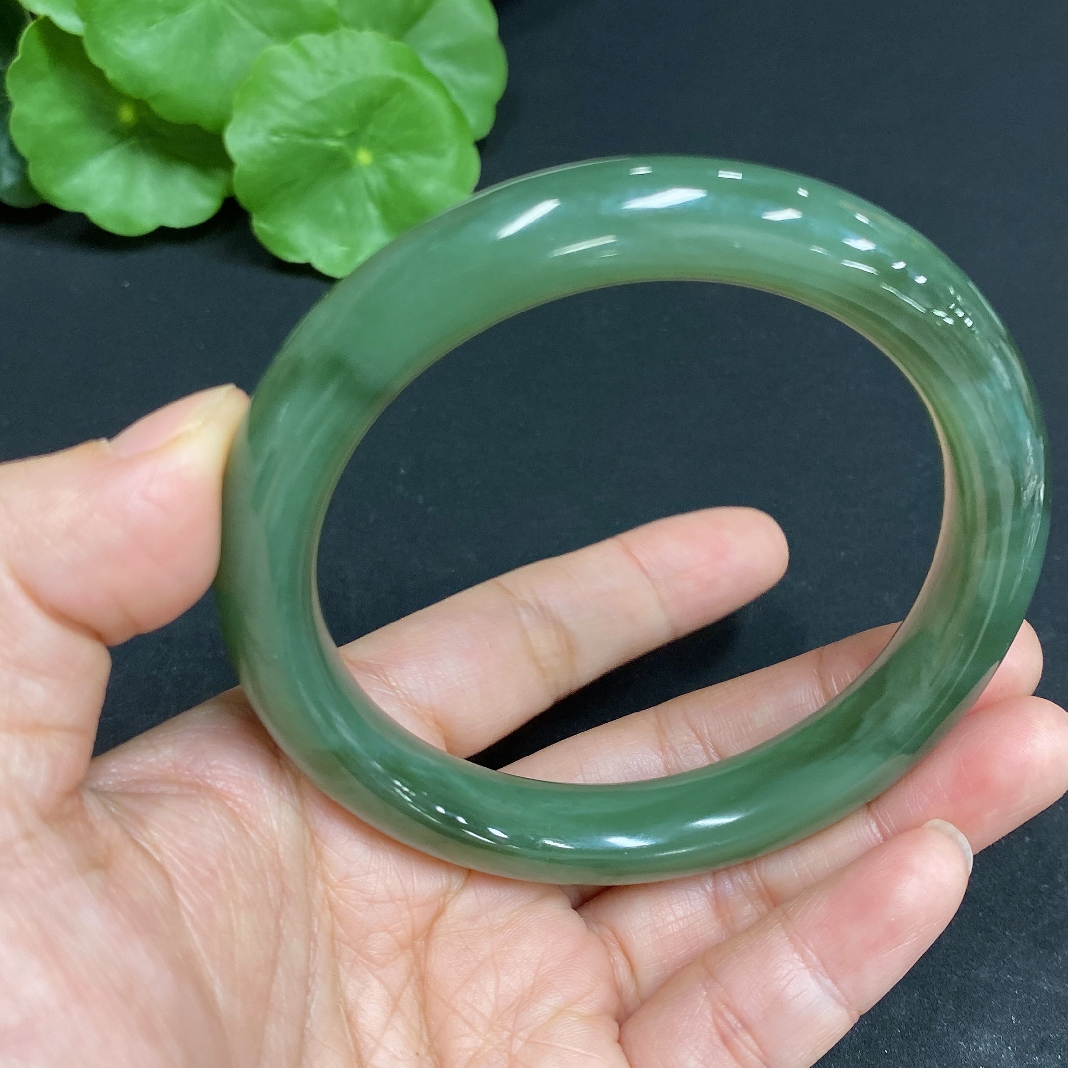 Hetian Jade Round Bracelet Size 59.1 Total Weight Approx. 54.4g