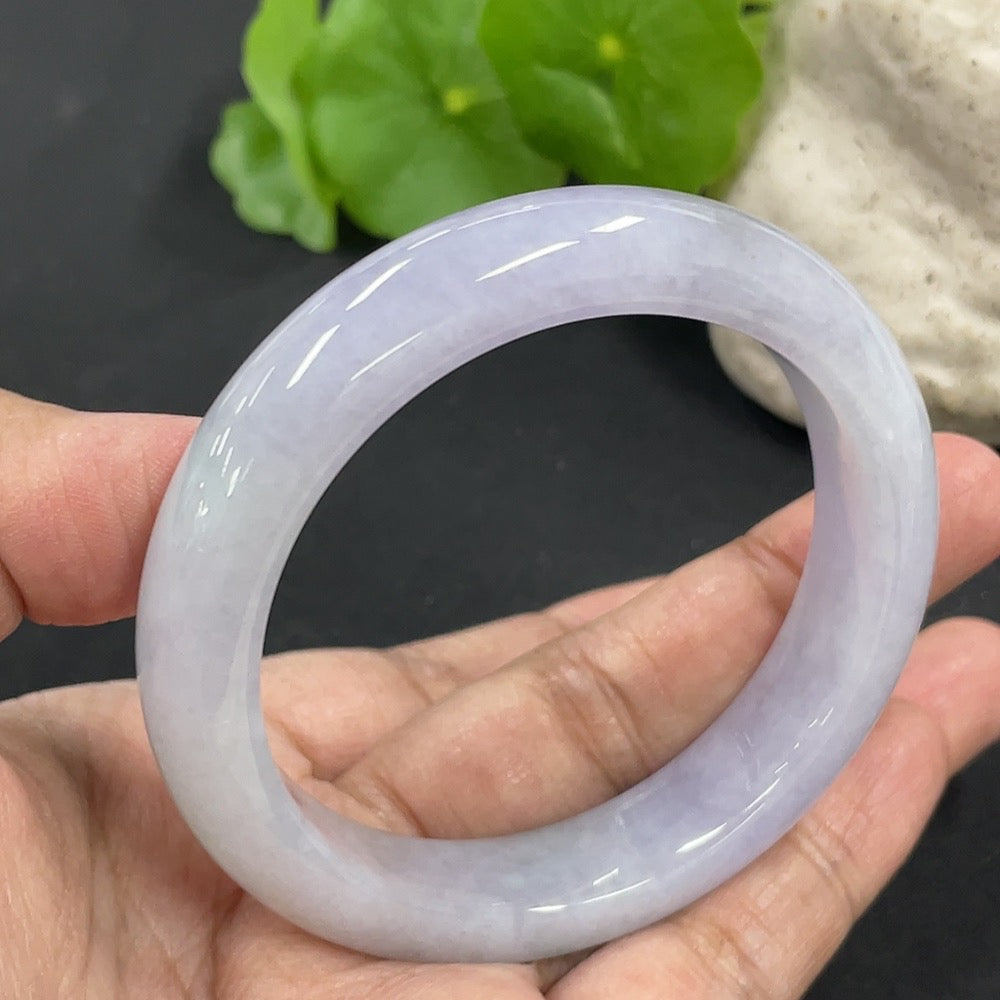 Jadeite Round Bangle