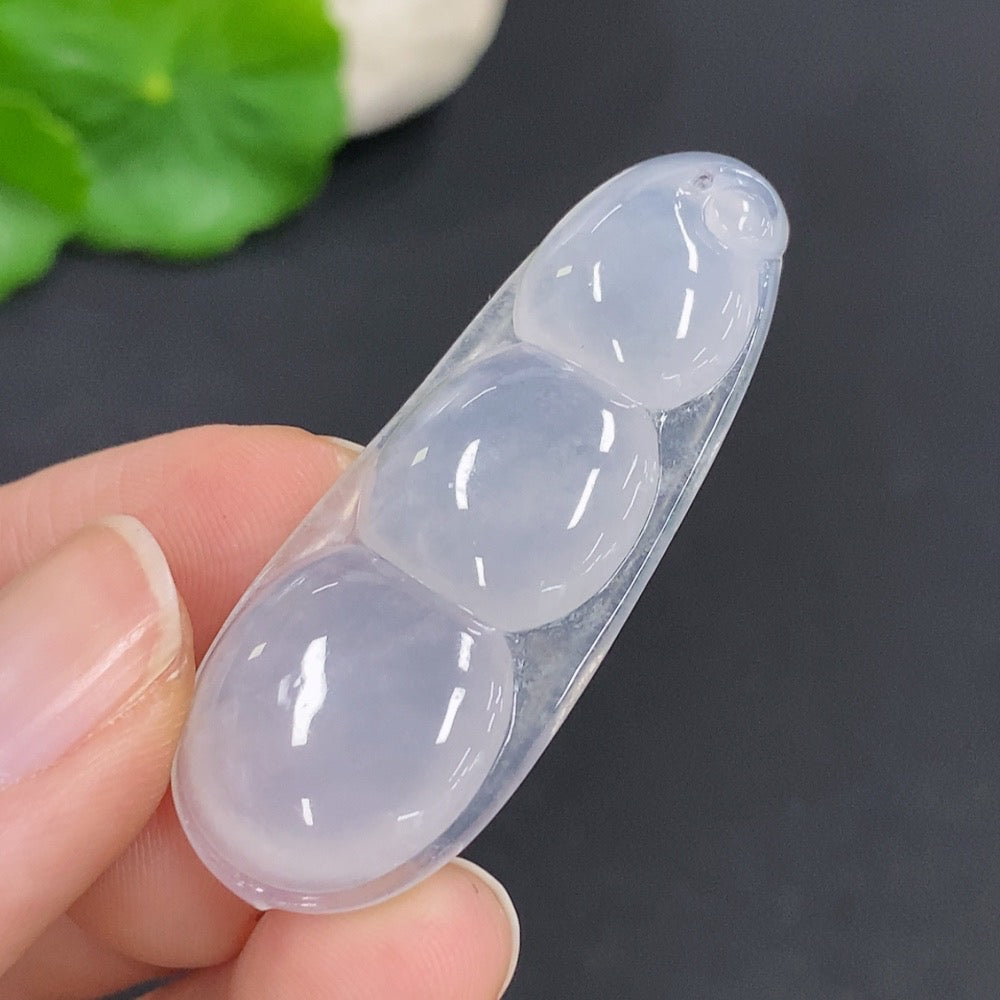 Jadeite Lucky Bean Pendant, Total Weight Approx. 8.7g
