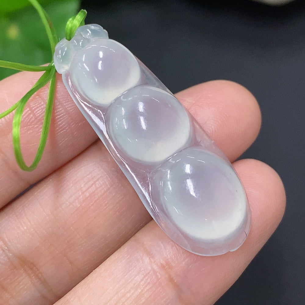 Jadeite Lucky Bean Pendant About | Huiliu Certified